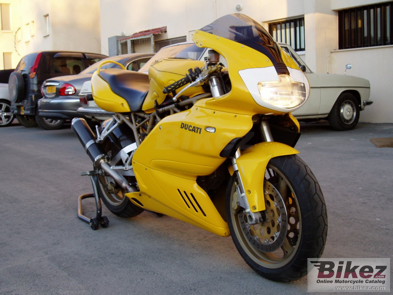 Big  ss 900 supersport picture and wallpaper from Bikez.com
